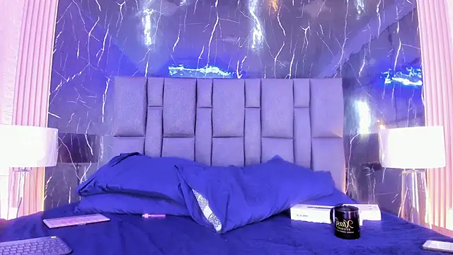 Czat XXX na żywo – BustyGlow