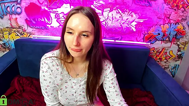 Chatroom XXX en direct de Kira__Sweet