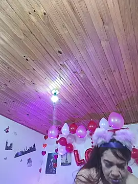 keila_j: онлайн-секс-чат