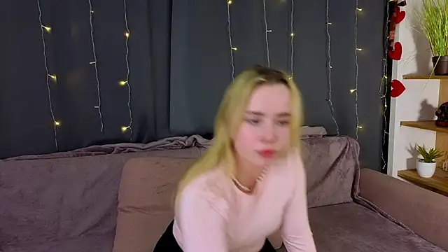 IvetteLabore Chat XXX live