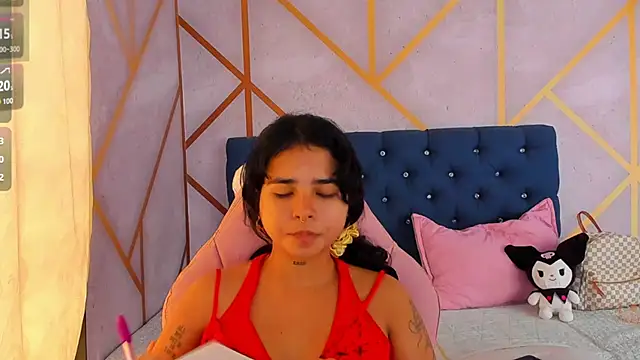 _vaiolet_owo élő XXX-chatje