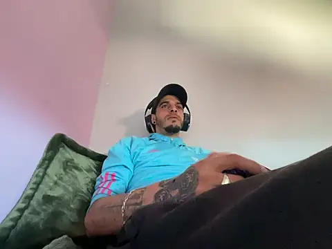 Rebeu313 – Kamerová šou