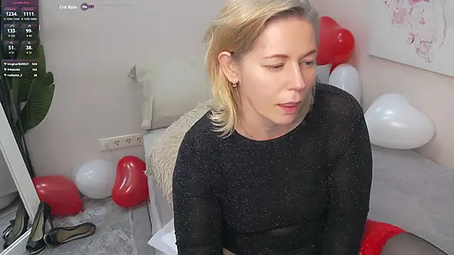 Lorabigass Chat XXX live