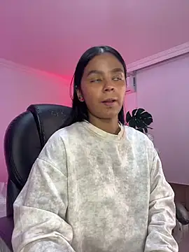 JANYLOVE__ Adlı Modelin Canlı XXX Sohbeti