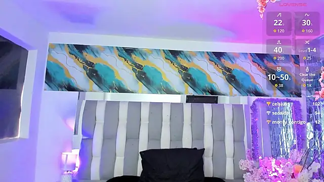 IsaDiiaz 现场XXX聊天