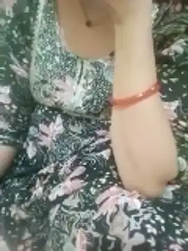 soniya--bhabhi Show in webcam