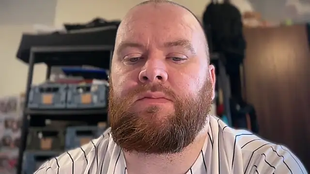 atomic_roster Webcam-Show