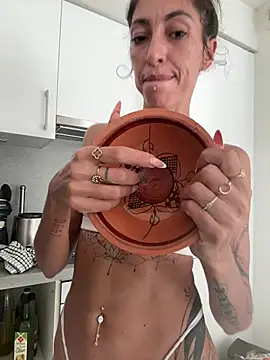 Amani_thewolf Chat XXX live