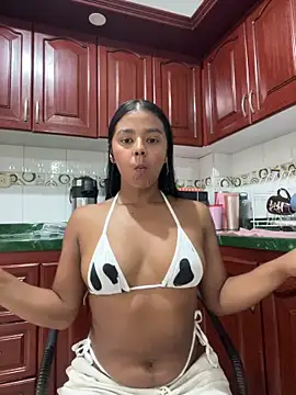 Онлайн чат XXX JANYLOVE__