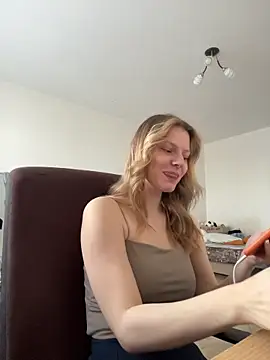 MaryHiggins élő XXX-chatje