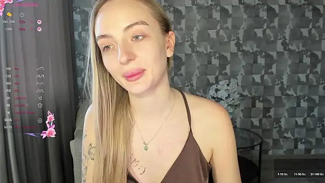 A_delina Adlı Modelin Canlı XXX Sohbeti