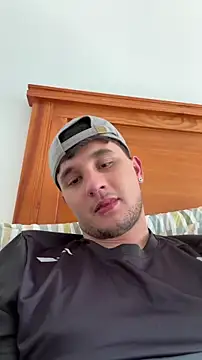 Massimo_Fiore élő XXX-chatje