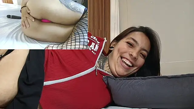 LiaMonroee_: απευθείας συνομιλία ΧΧΧ