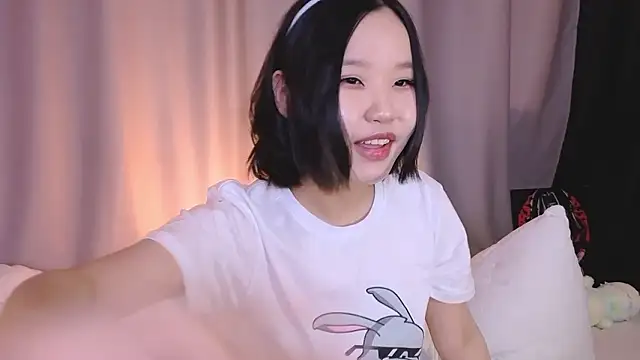 oohannii Adlı Modelin Canlı XXX Sohbeti