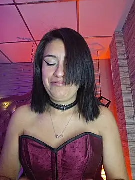 Czat XXX na żywo – Roxanne_Han