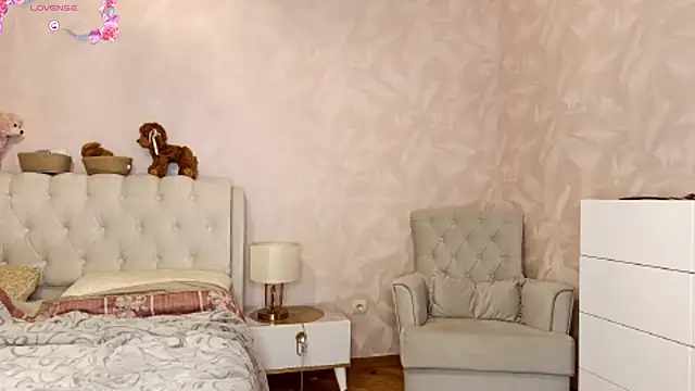 TarynPalek: онлайн-секс-чат