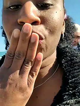 Jeniffer_Jarvis Adlı Modelin Canlı XXX Sohbeti