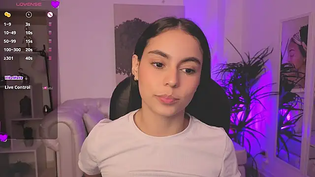 Aleejaa__ Chat XXX in diretta