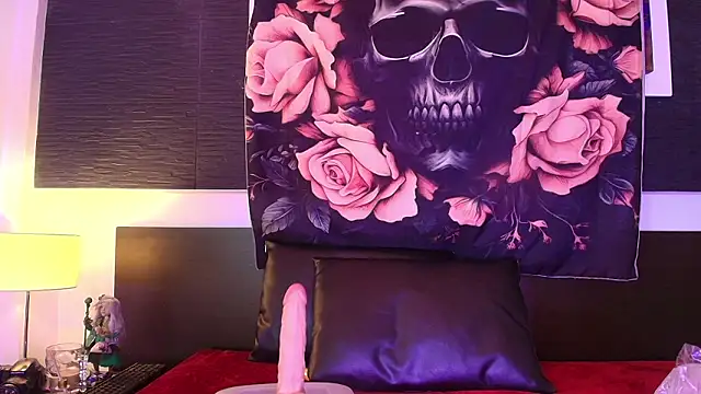 EvaaFoxxy1のライブXXXチャット