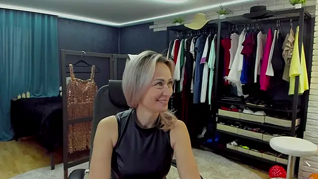 Julia_Cherry_ – Live XXX-chat