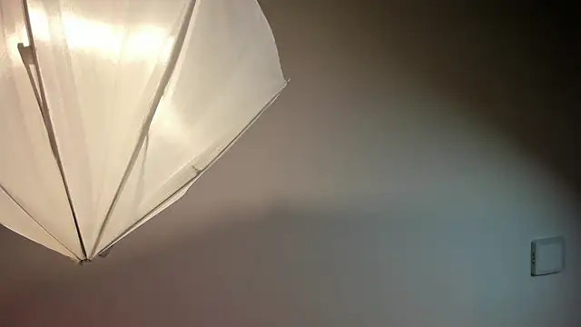 ander_montoyaa: διαδικτυακό σόου στην κάμερα