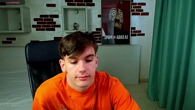 BradyFlint Chat XXX live