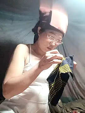 blonde_blg Live XXX-chat