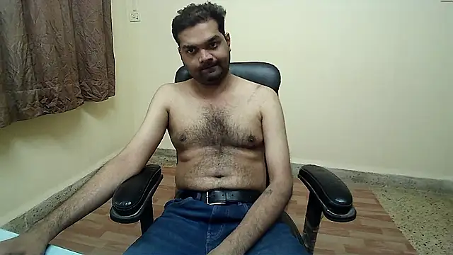 Kinky_Kumarr Show Webcam