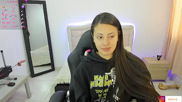 Baby_Stefa élő XXX-chatje