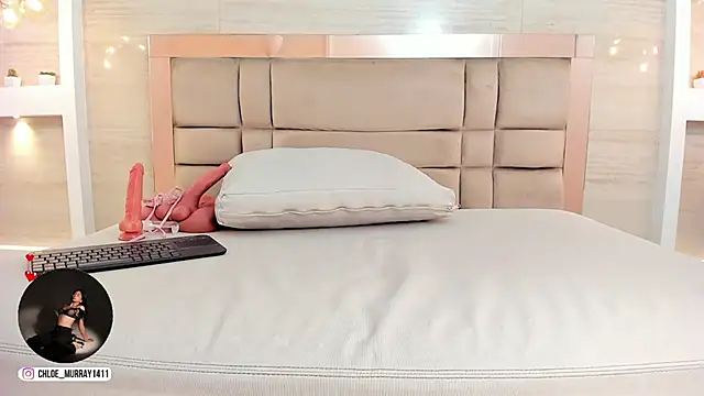 Chat +18 de chloe_murray ao vivo