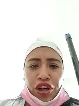 XXX chat uživo modela MILA__06