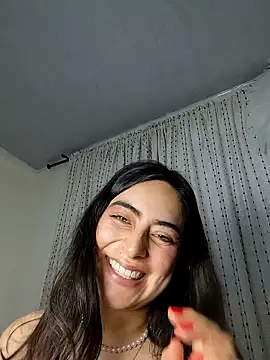 Chat +18 de saasha_Petit ao vivo