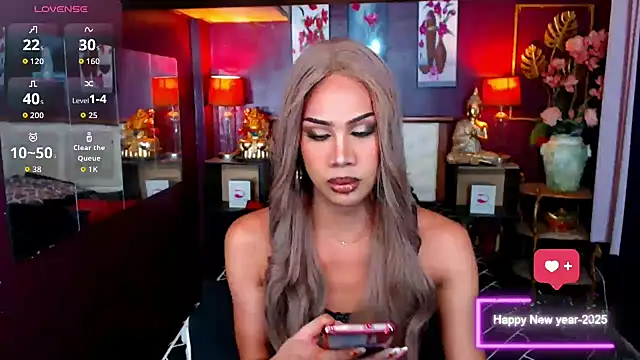 XXX chat uživo modela SEDUCTIVExDEMI