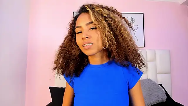 LunaBelluci Chat XXX in diretta