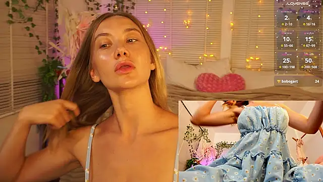 AuggieRich live XXX chat