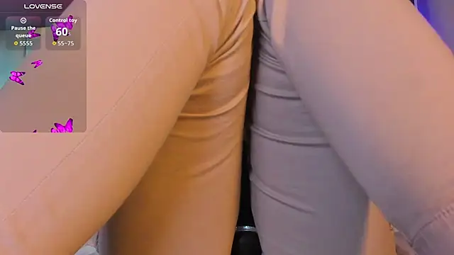 Czat XXX na żywo – AmmyJones_