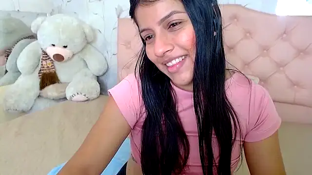 zara_cute Chat XXX live