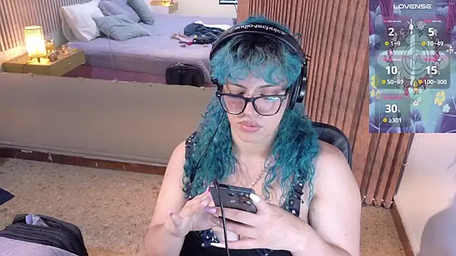 Eli666uwu's Live XXX Chat