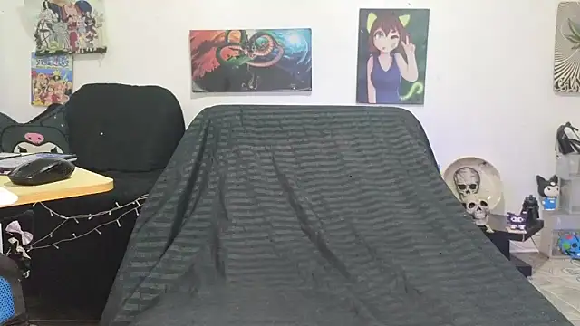 chirlleyy: онлайн-секс-чат