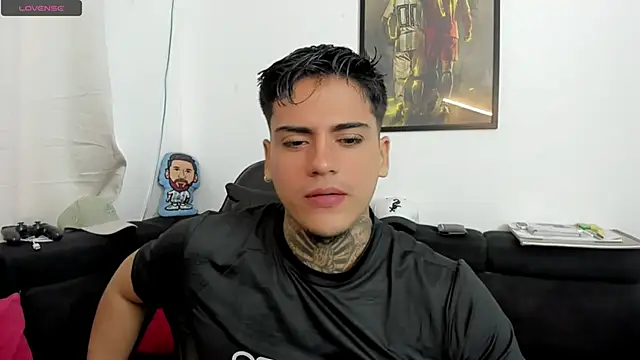 mad_maxxx2n Live XXX chat