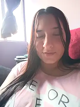 Czat XXX na żywo – Mysticdooll69