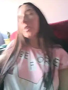 XXX chat uživo modela Mysticdooll69