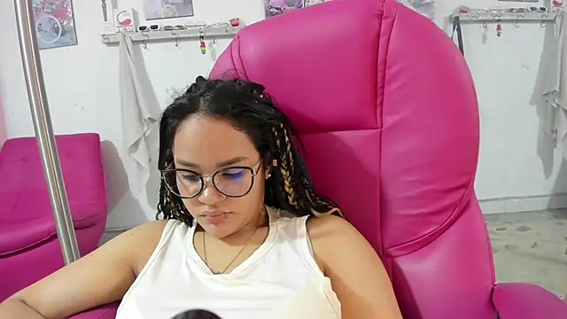 Czat XXX na żywo – CAMILA--REY