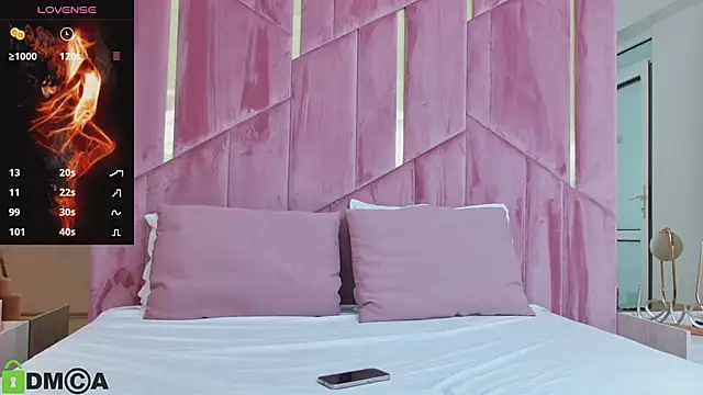 SelenaDaze's Live XXX Chat