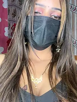 CUTI-NAINAn Webbikameraesitys