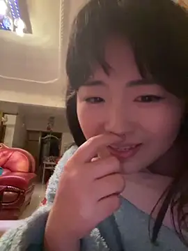 Mloy-01 在線直播表演