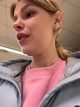 Chat +18 de HarrietDart ao vivo