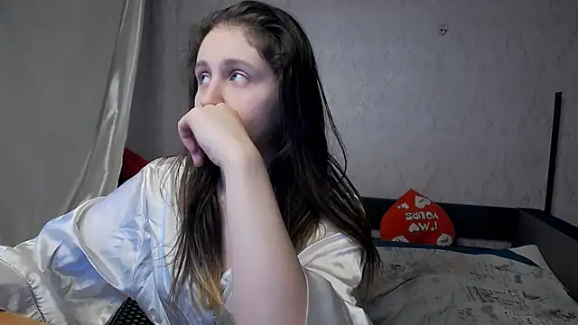 Holliy_Cooper Live XXX-chat