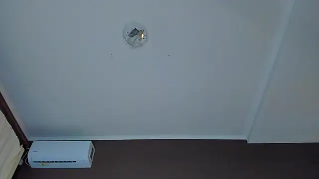 NikkiBustt's Live XXX Chat