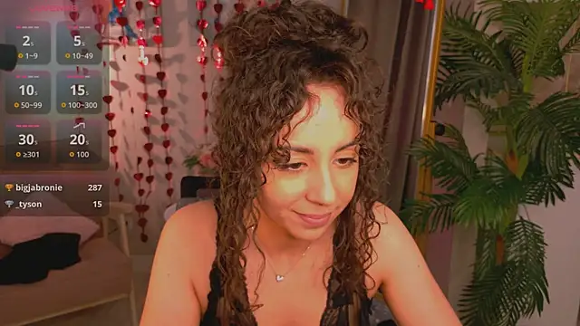 curly_jade's Live XXX Chat